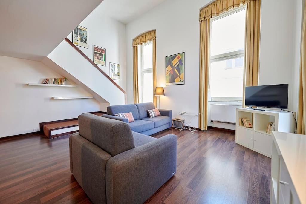 Loft Luxury - Piazza Castello Porta Susa Appartamento